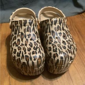 Platform crocs